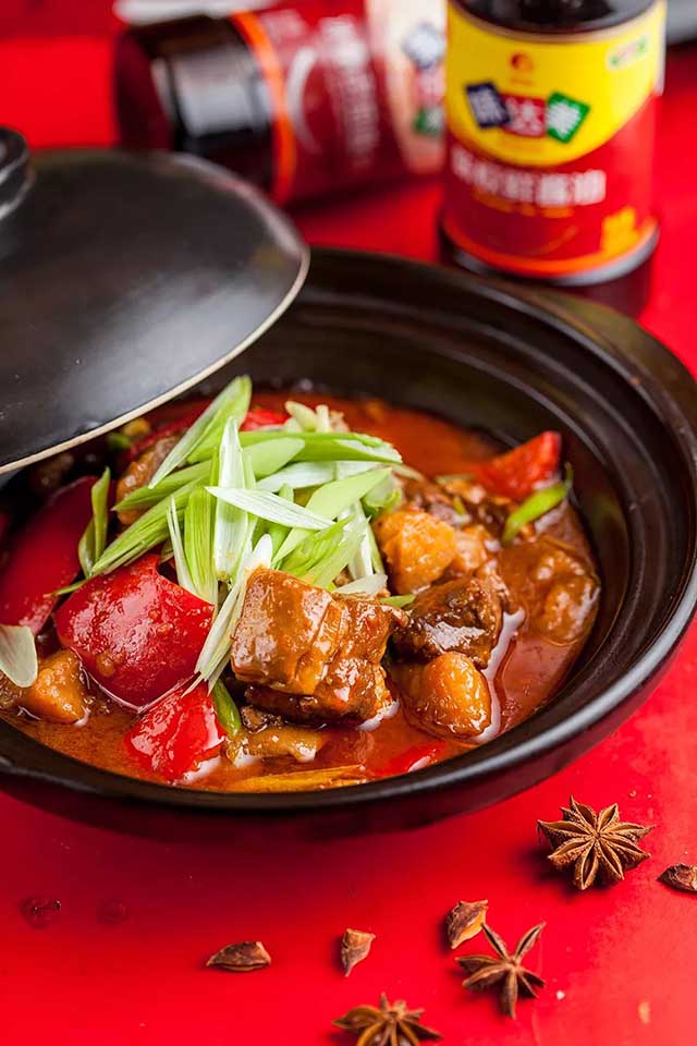(黄焖带皮羊肉)